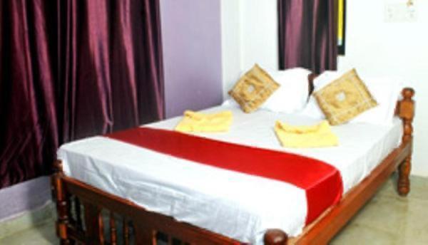 Calangute Beach Side Hotel Exterior foto